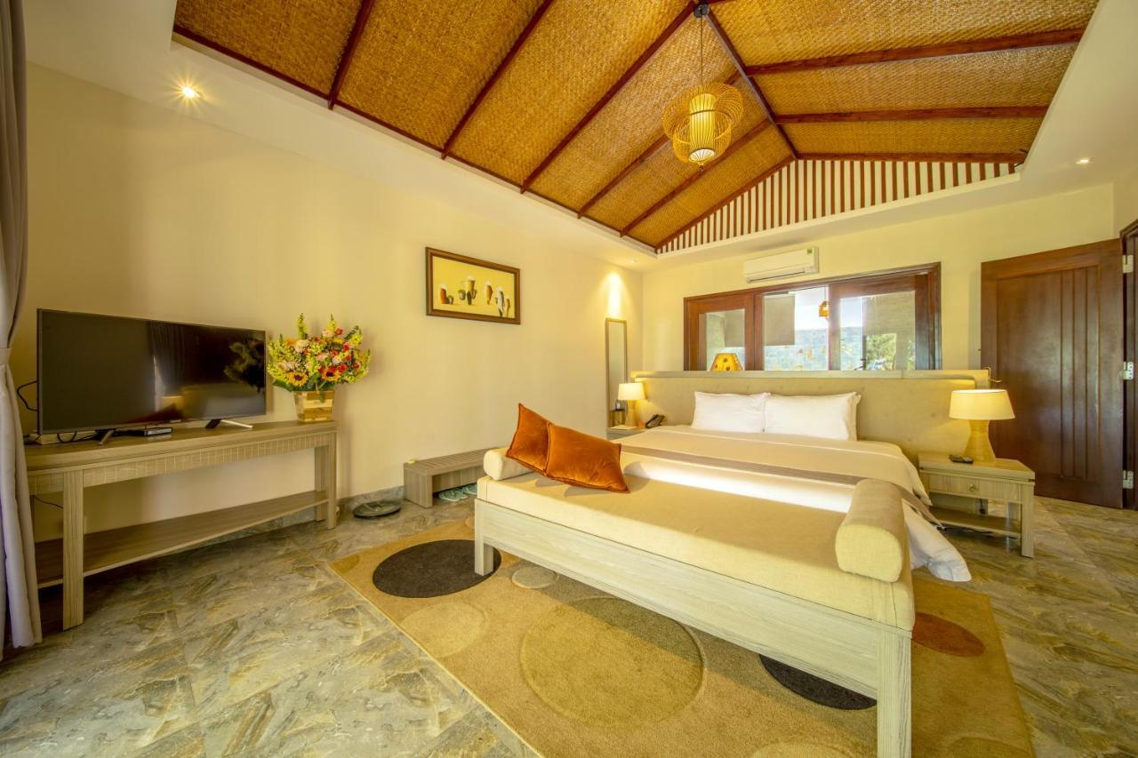 Sao Mai Beach Resort Туихоа Экстерьер фото