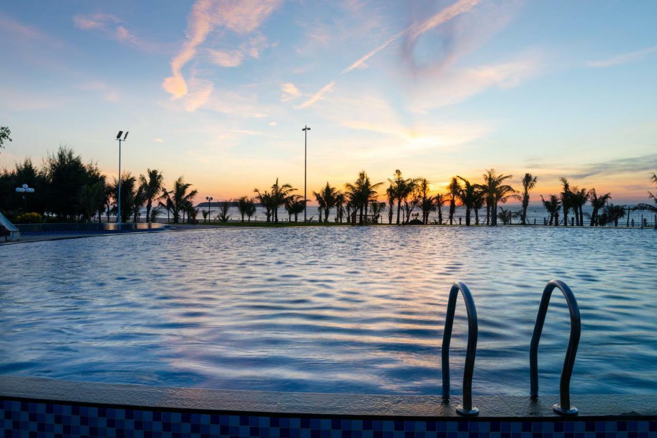 Sao Mai Beach Resort Туихоа Экстерьер фото